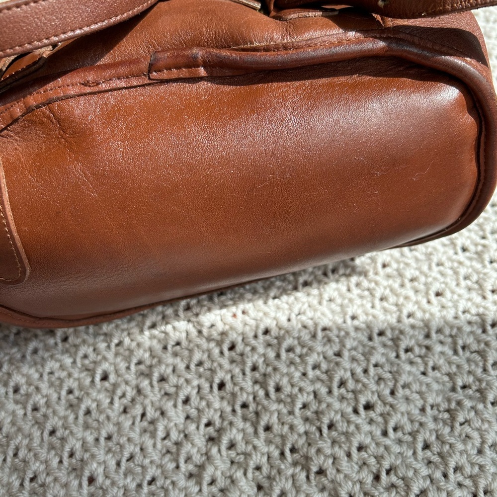 Authentic Vintage Coach Leather Drawstring Backpack in London Tan - Picture 5 of 13